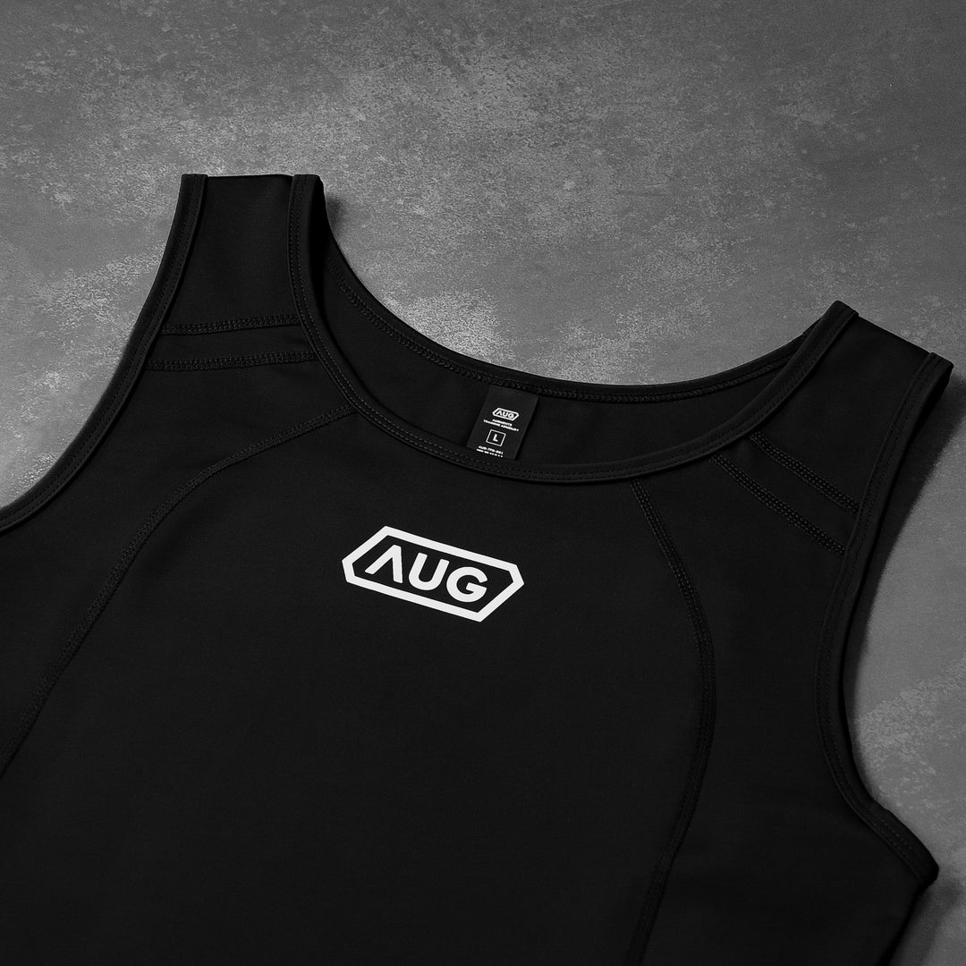 Durable strength training apparel with adaptive 4-way stretch for powerlifting competitions.