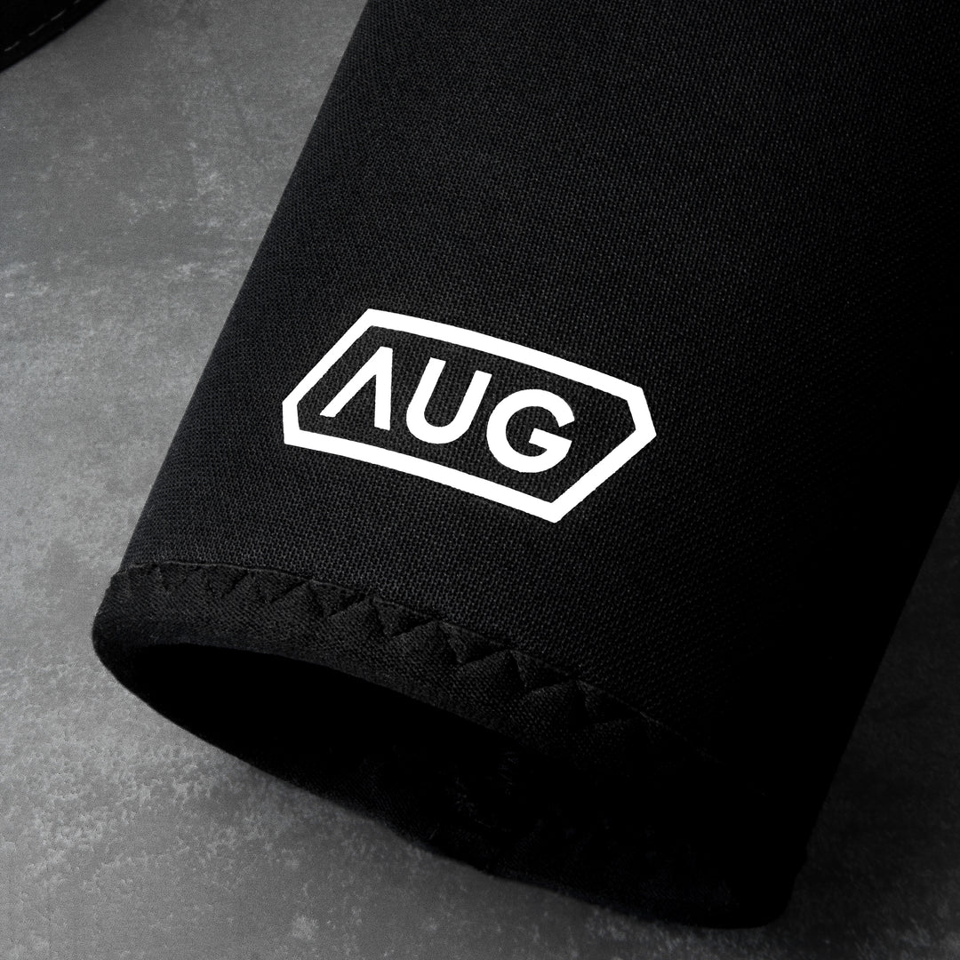 Knee Sleeve for Powerlifting, Bodybuilding, Strongman Strength Sports. Increase Squat Leg Day Performance. Made of stiffest and most dense 7mm Neoprene. Prevents injuries provides maximal warmth. Break Personal Records and excel in Competition. By Augments Training Armoury AUG 'AUG' Augments critical pieces part of the carbon collection. Stiffness and Density provides the highest-quality compression to the Knee. Competition specifications and approved by most powerlifting federations worldwide.