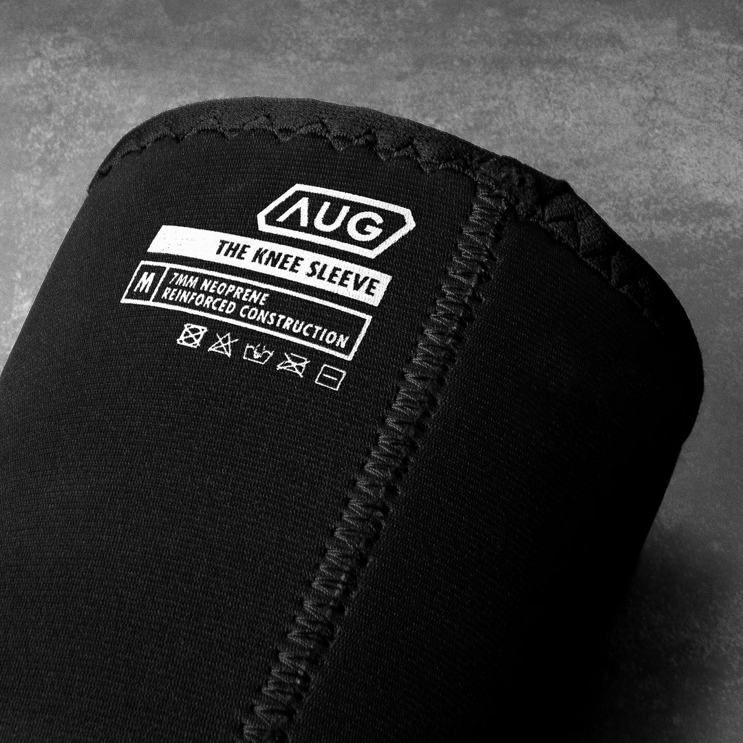 Knee Sleeve for Powerlifting, Bodybuilding, Strongman Strength Sports. Increase Squat Leg Day Performance. Made of stiffest and most dense 7mm Neoprene. Prevents injuries provides maximal warmth. Break Personal Records and excel in Competition. By Augments Training Armoury AUG 'AUG' Augments critical pieces part of the carbon collection. Stiffness and Density provides the highest-quality compression to the Knee. Competition specifications and approved by most powerlifting federations worldwide.